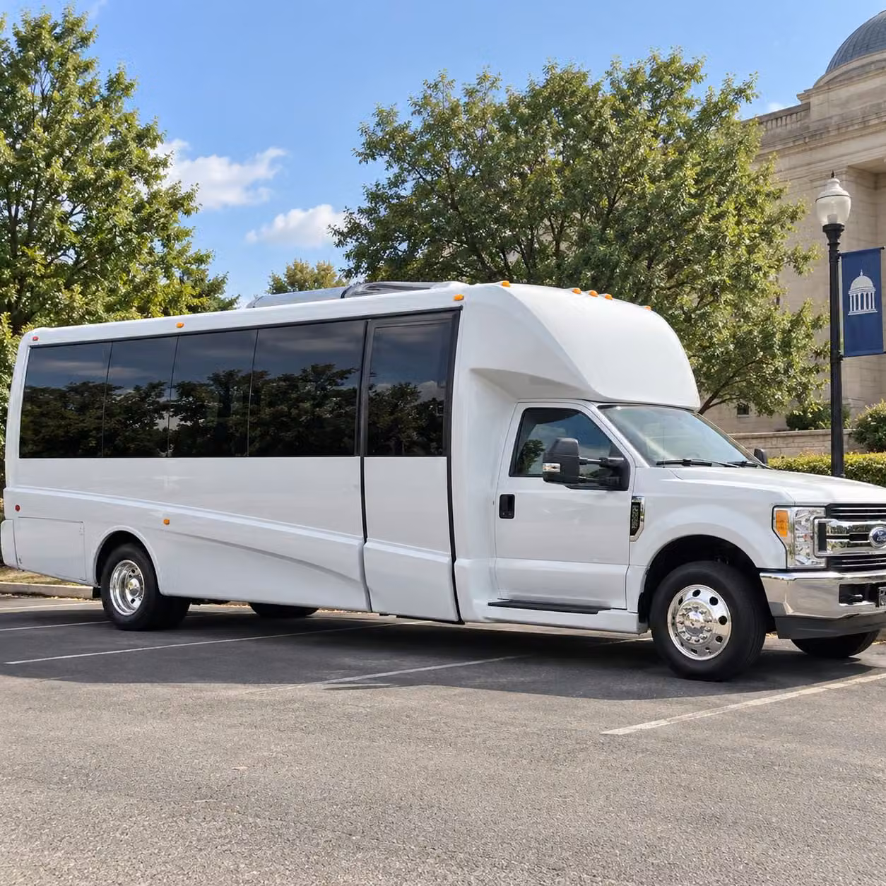 15 passenger minibus