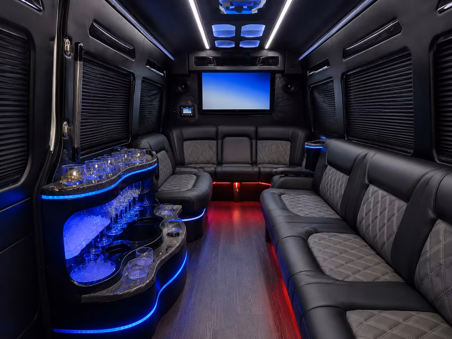 bus rental options for independence trips