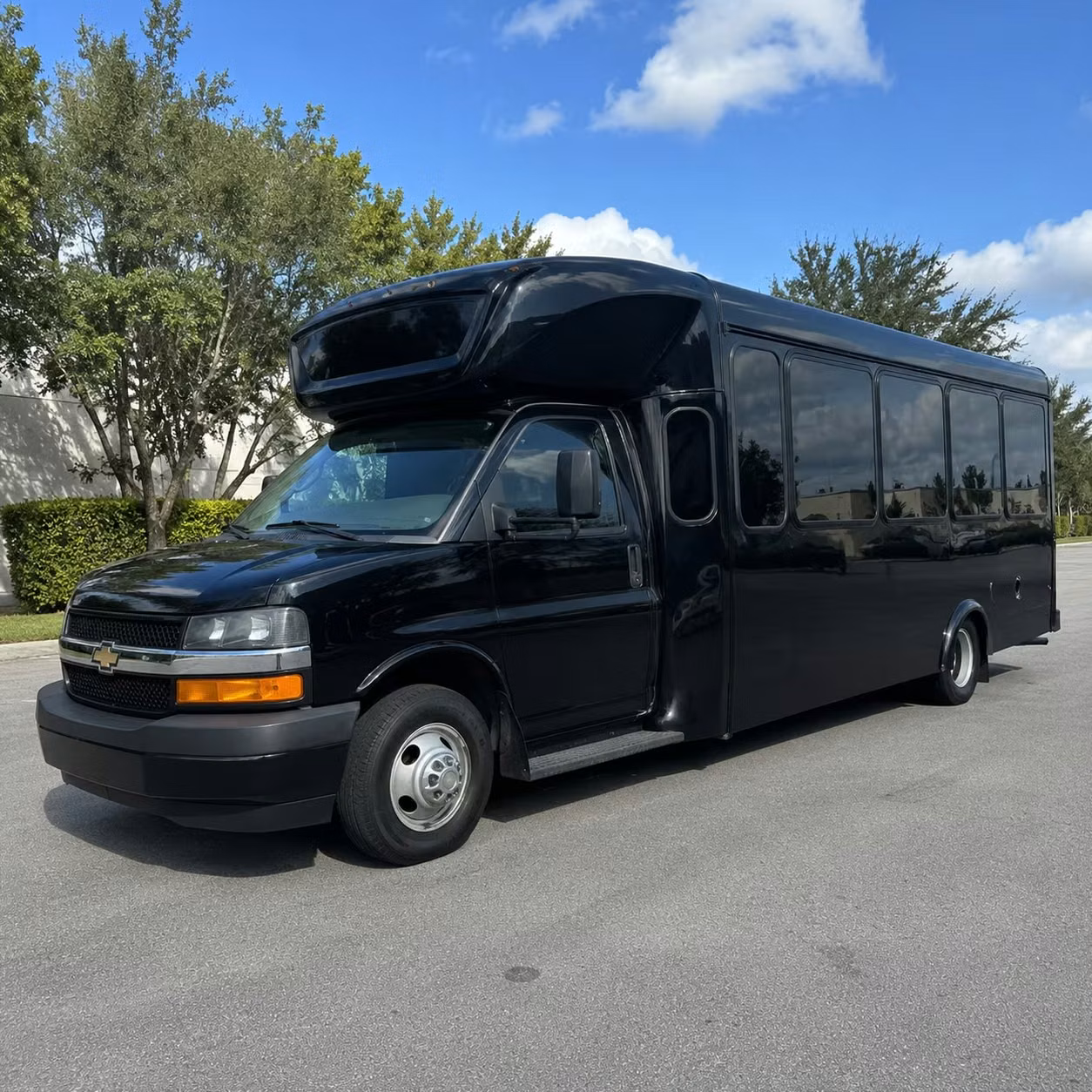 party bus rentals for sporting events tailgates and game day celebrations in independence