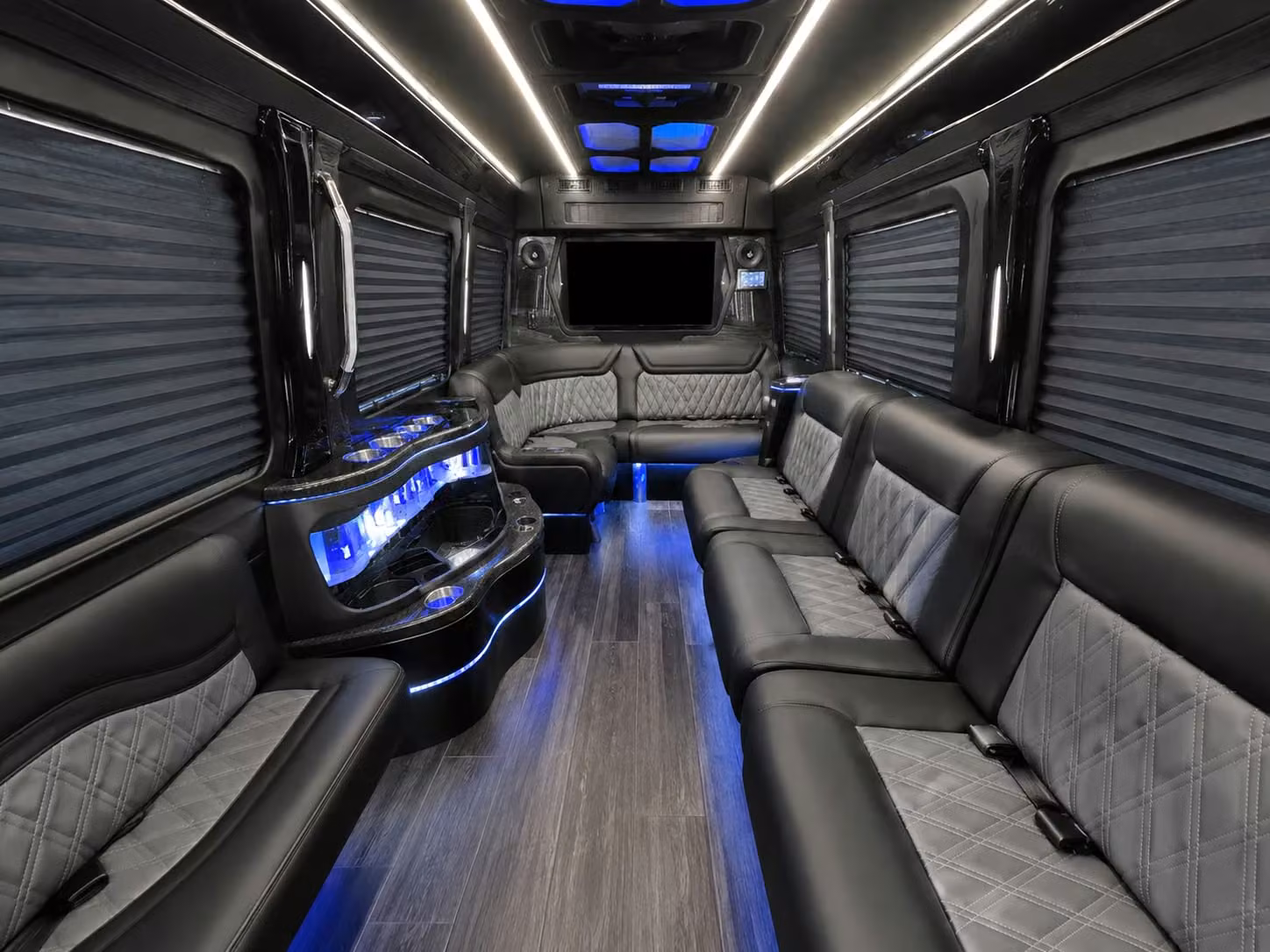 with charterbusindependence com you can plan a full concert weekend across the kansas city metro